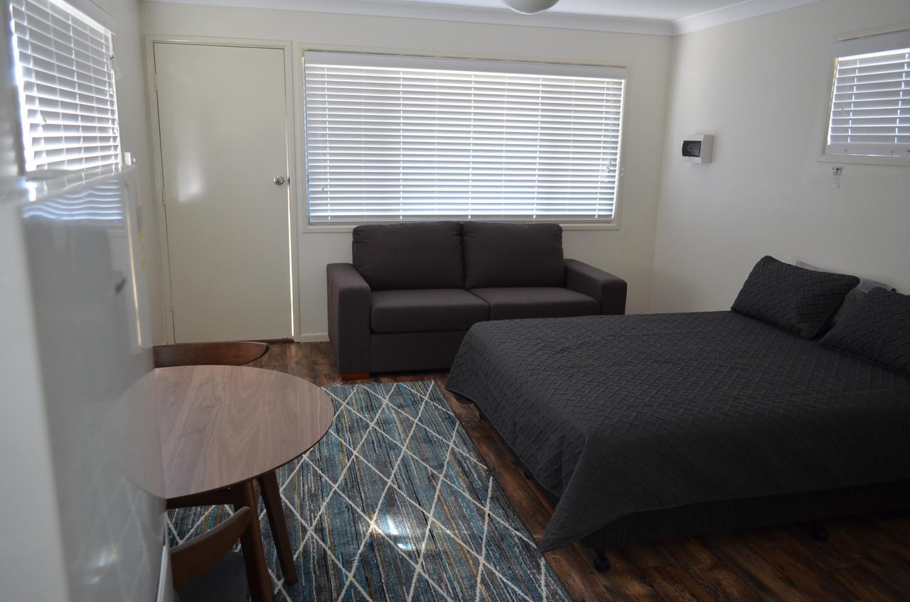 Wondai Accommodation Units And Villas Ngoại thất bức ảnh